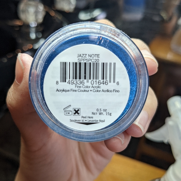 Slick Pour Powder - Picture 2 of 3